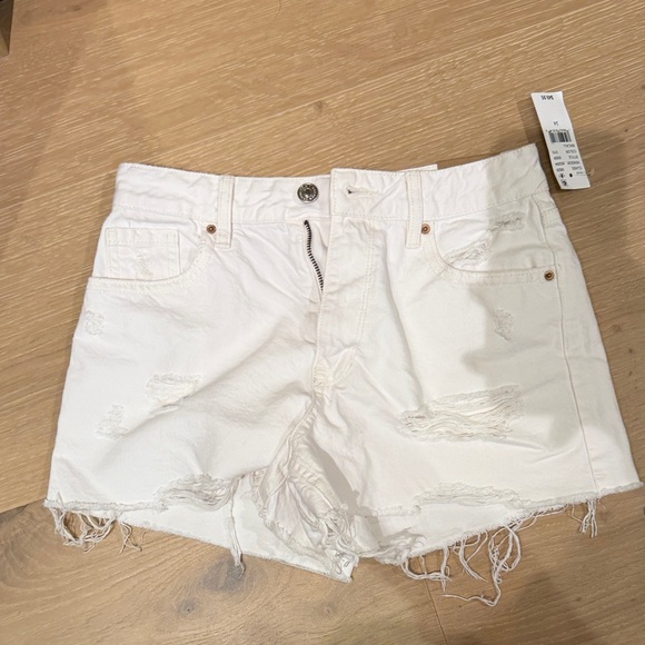 PacSun White Distressed Jean Shorts - Picture 1 of 2